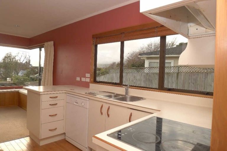 Photo of property in 20 Ngaio Road, Raumati Beach, Paraparaumu, 5032