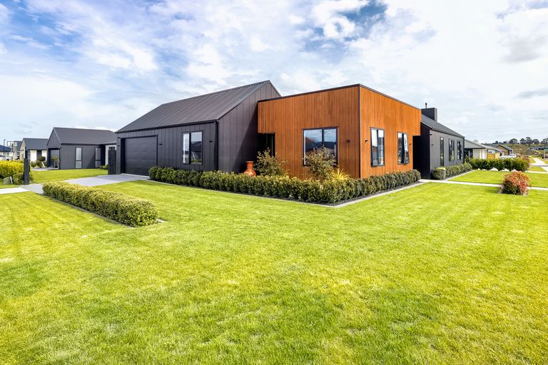 Photo of property in 453 Warburton Crescent, Te Awamutu, 3800