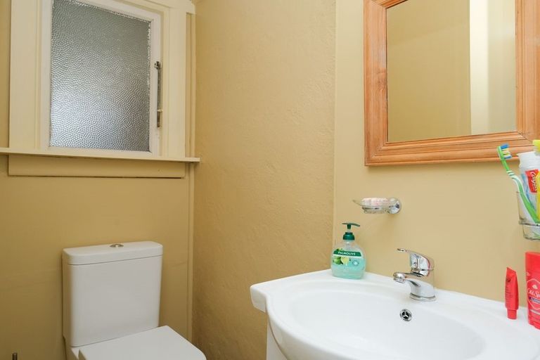 Photo of property in 50 Surrey Street, Caversham, Dunedin, 9012