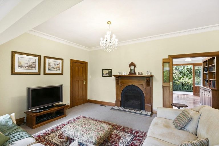 Photo of property in 46 Nicholson Road, Khandallah, Wellington, 6035