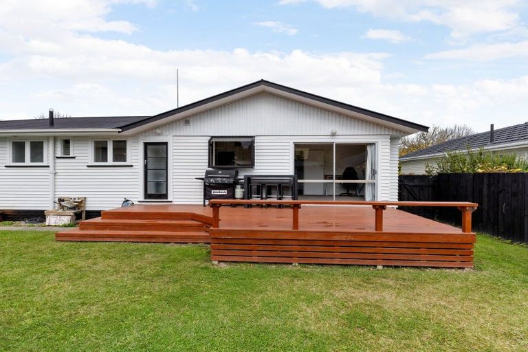 Photo of property in 5 Sutton Crescent, Hillcrest, Hamilton, 3216