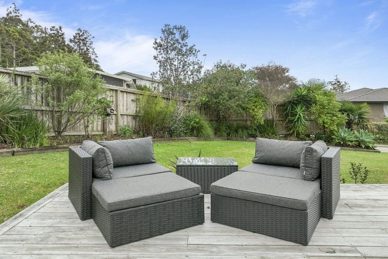 Photo of property in 11 Wharuka Glade, Mangawhai, 0505