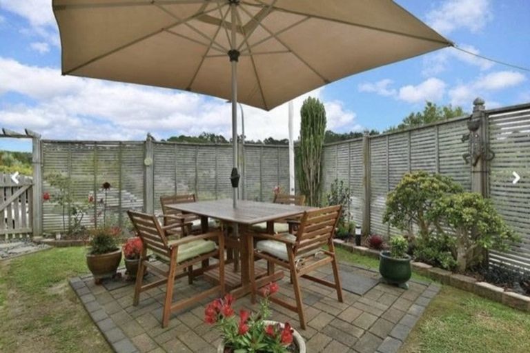 Photo of property in 17 Coastal Heights, Stillwater, Silverdale, 0993