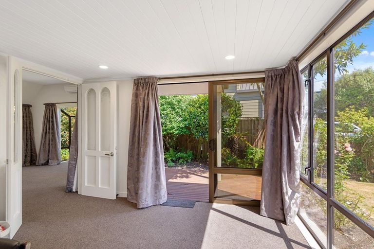 Photo of property in 31 O'connor Place, Burnside, Christchurch, 8053