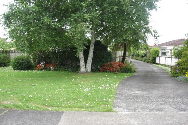 Photo of property in 15 Royal Arch Place, Rosehill, Papakura, 2113