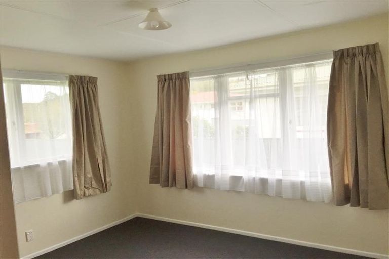 Photo of property in 43 Caffray Avenue, Aramoho, Whanganui, 4500