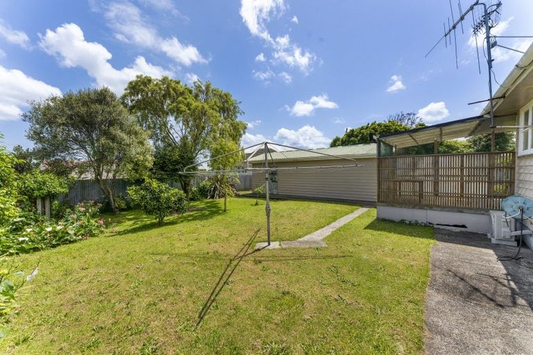 Photo of property in 35 Rugby Street, Levin, 5510