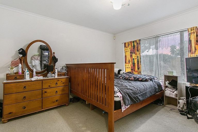 Photo of property in 47 Sandwick Drive, Weymouth, Auckland, 2103