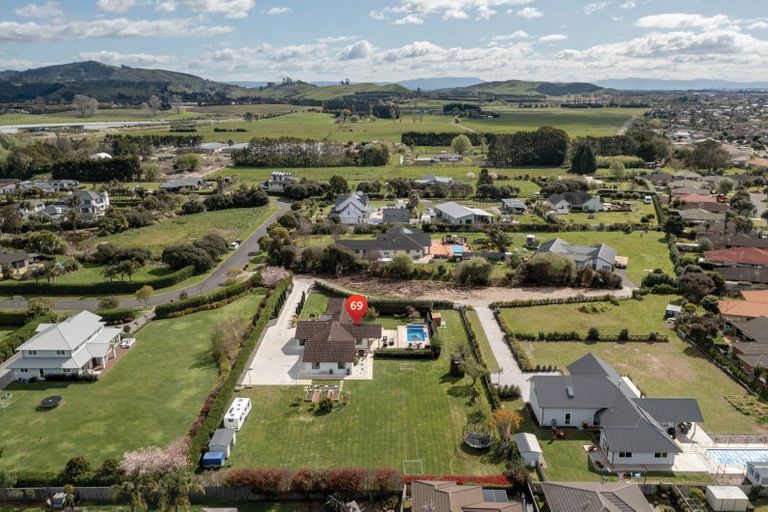 Photo of property in 69 Royal Ascot Drive, Papamoa Beach, Te Puke, 3187