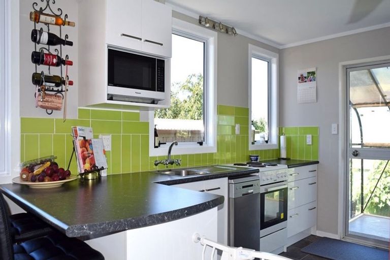 Photo of property in 2/7 Hinemoa Avenue, Taupo, 3330