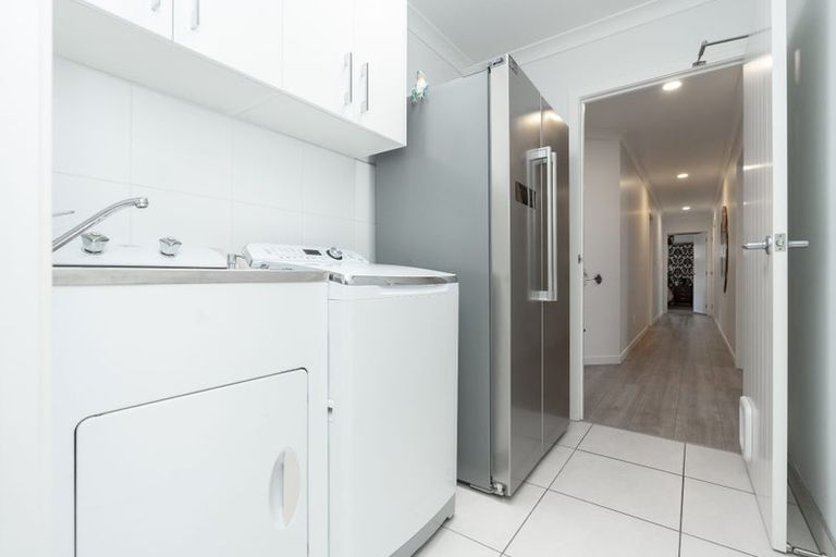 Photo of property in 6 Kentwood Place, Flagstaff, Hamilton, 3210