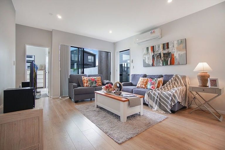 Photo of property in 40 Dignity Street, Papakura, 2110