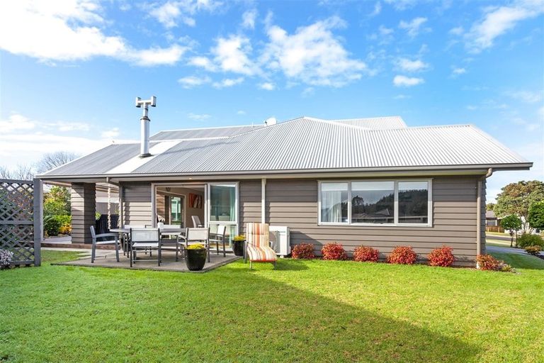 Photo of property in 104 Seabreeze Lane, Whangamata, 3620