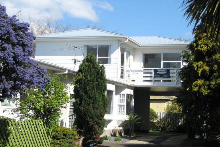 Photo of property in 1/240 Bridge Street, The Wood, Nelson, 7010