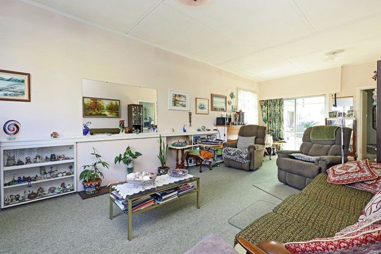 Photo of property in 1422 Karamu Road North, Mayfair, Hastings, 4122