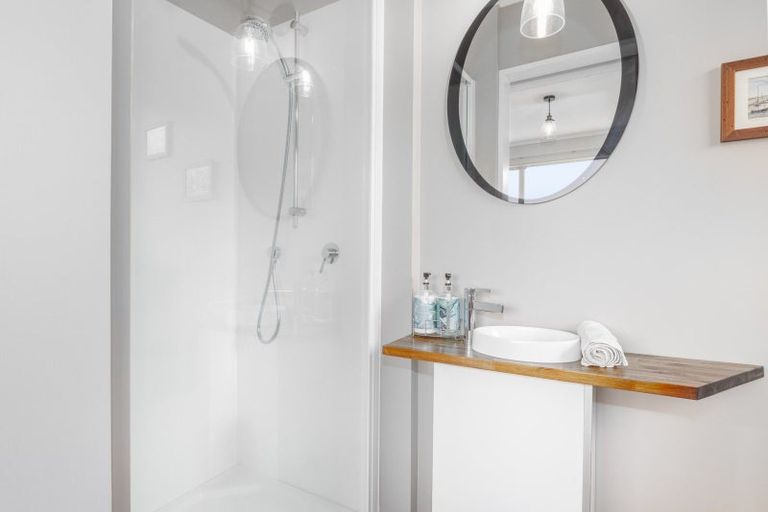 Photo of property in 10 Bosun Terrace, Whitby, Porirua, 5024