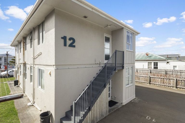 Photo of property in 12/76 Freyberg Street, Lyall Bay, Wellington, 6022