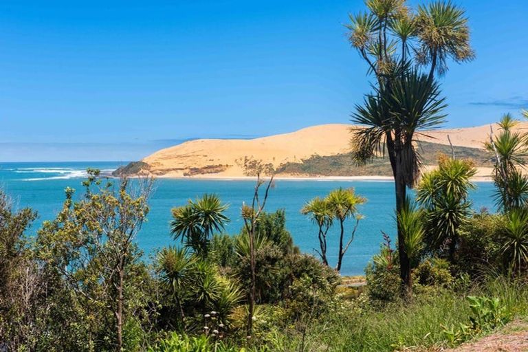 Photo of property in 27 Kokohuia Road, Omapere, Kaikohe, 0473