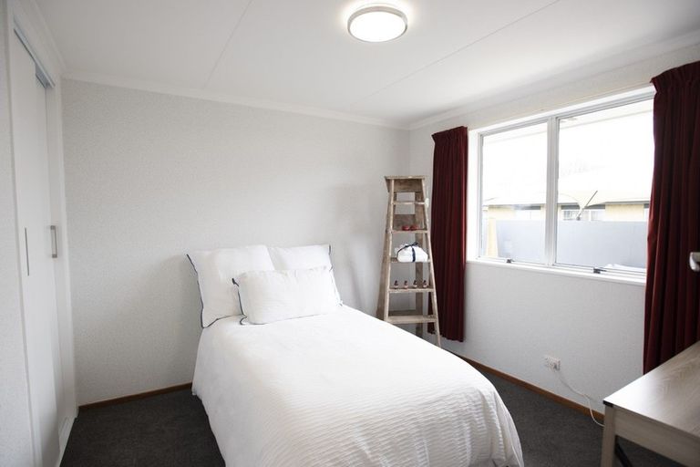 Photo of property in 15 Ross Street, Grasmere, Invercargill, 9810