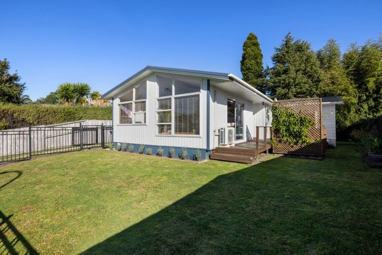 Photo of property in 10 Awanui Place, Welcome Bay, Tauranga, 3112