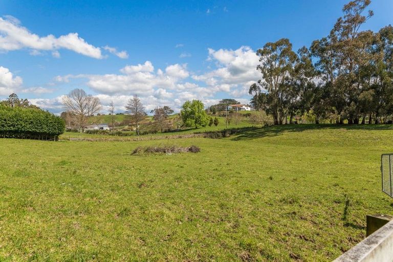 Photo of property in 239 Adelaide Road, Dannevirke, 4930