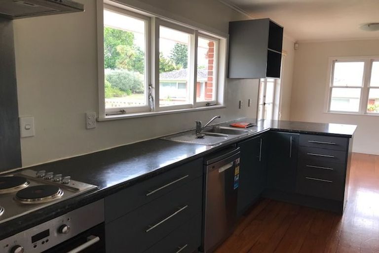 Photo of property in 57 College Road, Northcote, Auckland, 0627