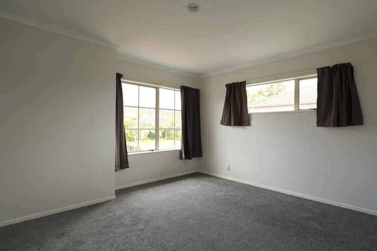 Photo of property in 29 Heyington Way, East Tamaki Heights, Auckland, 2016