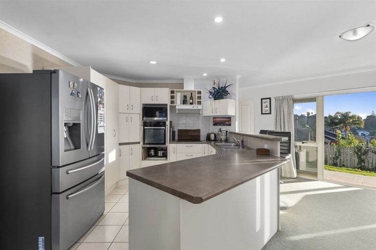 Photo of property in 64 Village Park Drive, Welcome Bay, Tauranga, 3112