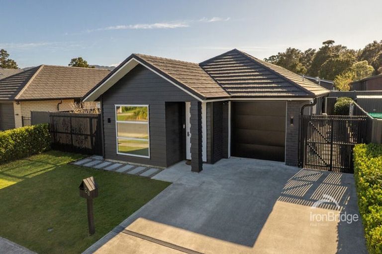 Photo of property in 28 Hopkirk Avenue, Wallaceville, Upper Hutt, 5018