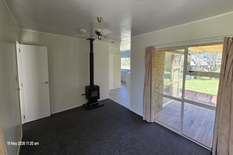 Photo of property in 88 Tington Avenue, Wattle Downs, Auckland, 2103