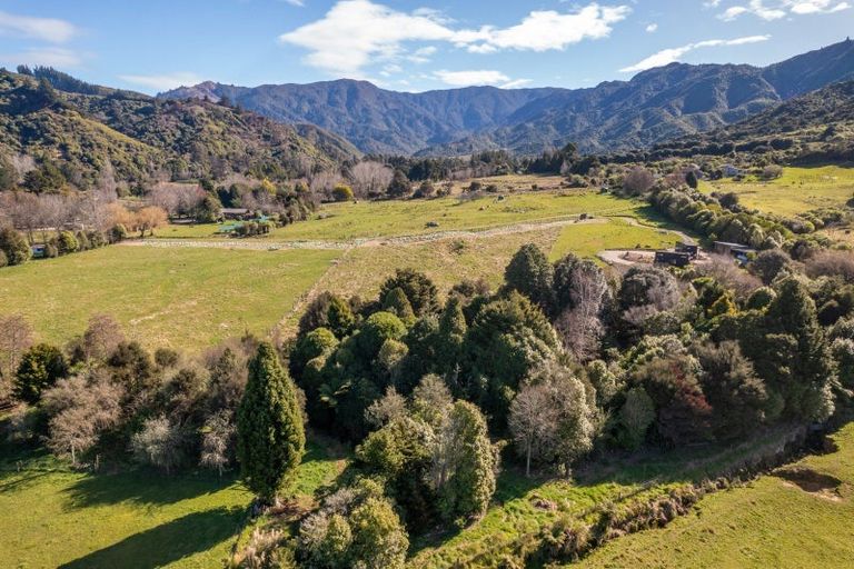 Photo of property in 70 Harvey Road, Marahau, Motueka, 7197