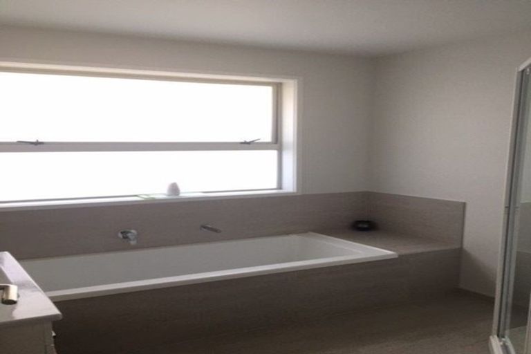 Photo of property in 66 Penetaka Heights, Pyes Pa, Tauranga, 3112