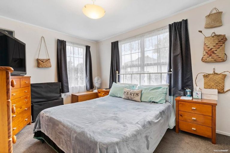 Photo of property in 11 Frostbite Place, Ranui, Auckland, 0612