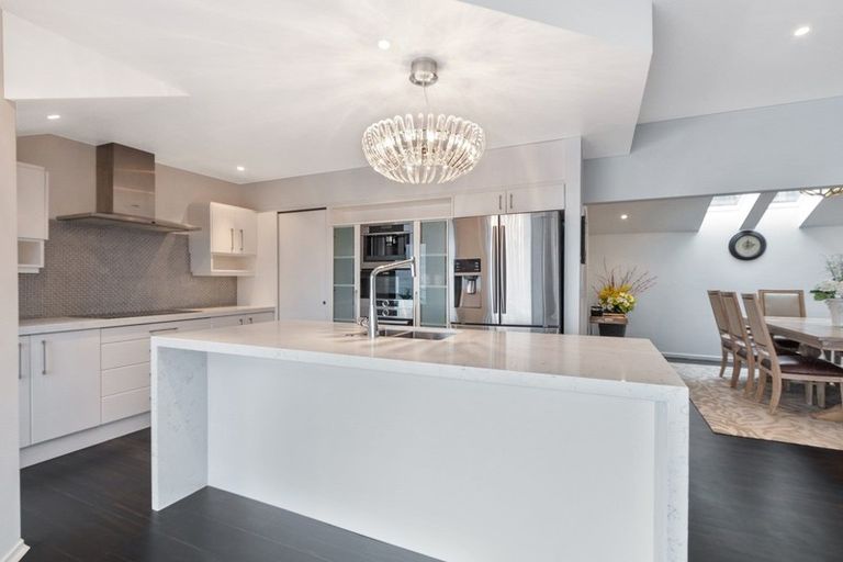 Photo of property in 82 Scarborough Road, Scarborough, Christchurch, 8081