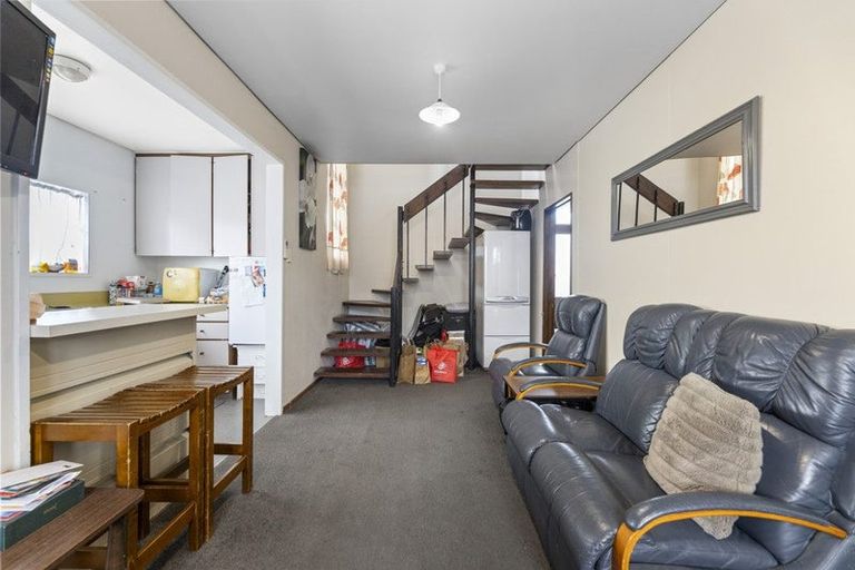 Photo of property in 47 Howe Street, North Dunedin, Dunedin, 9016