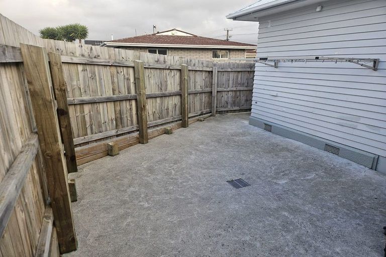 Photo of property in 24 Kings Drive, Levin, 5510