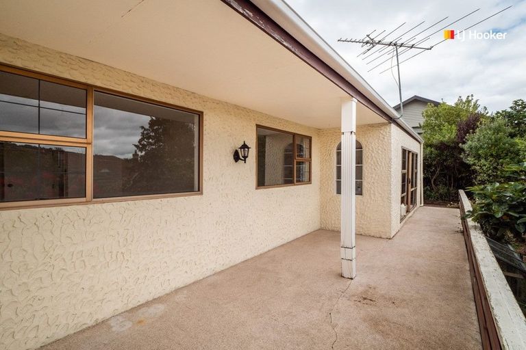 Photo of property in 140a Kenmure Road, Kenmure, Dunedin, 9011