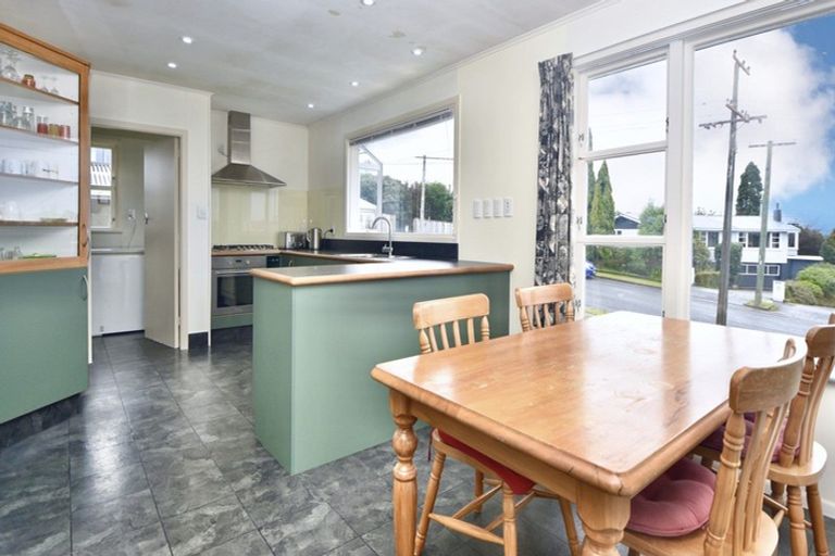 Photo of property in 9 Puriri Crescent, Lansdowne, Masterton, 5810