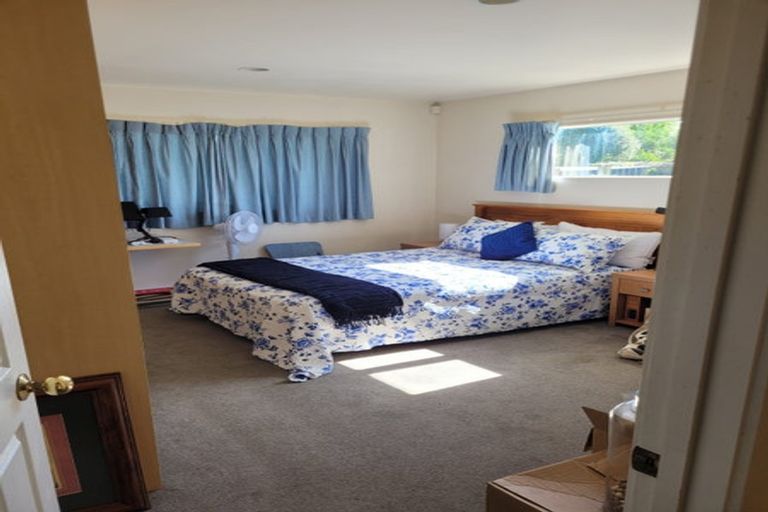 Photo of property in 13 Swanson Oaks, Swanson, Auckland, 0612