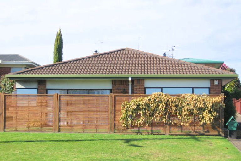 Photo of property in 10a Wickham Place, Hairini, Tauranga, 3112