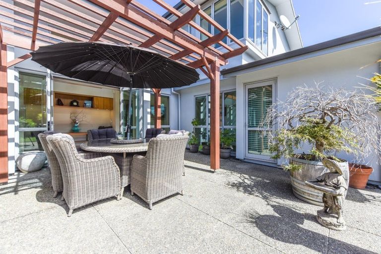 Photo of property in 16 Aratia Way, Richmond, 7020