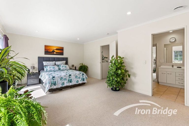 Photo of property in 5/86 Fernhill Way, Oteha, Auckland, 0632