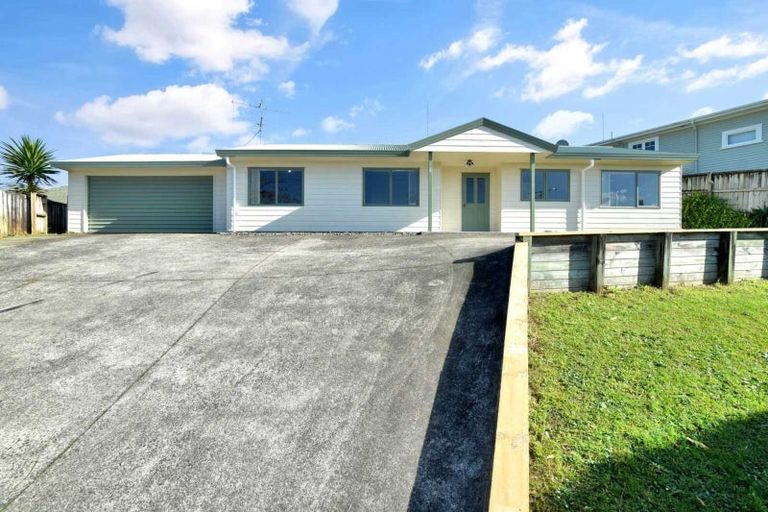 Photo of property in 19 Mamaku Rise, Welcome Bay, Tauranga, 3112