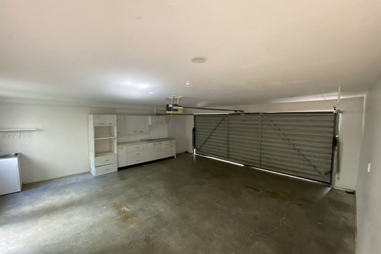 Photo of property in 18 Bush Lane, Northcote Point, Auckland, 0627