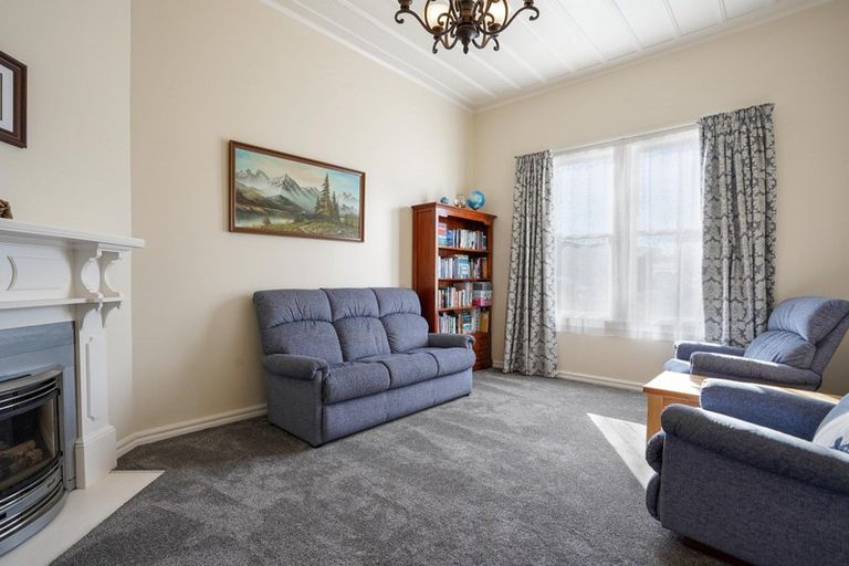 Photo of property in 5 Hunia Street, Marton, 4710