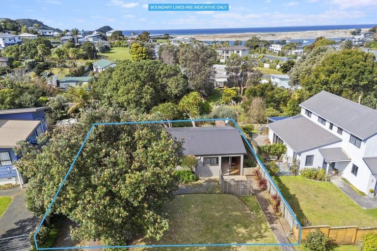 Photo of property in 6 Taranui Place, Mangawhai Heads, Mangawhai, 0505