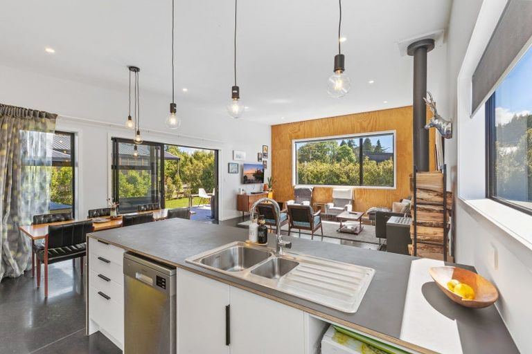 Photo of property in 2 Magnolia Way, Ohakune, 4625