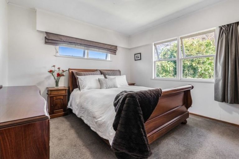 Photo of property in 1/24a Wolsley Avenue, Milford, Auckland, 0620