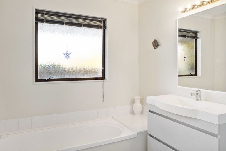 Photo of property in 20 Totara Park Avenue, Motueka, 7120