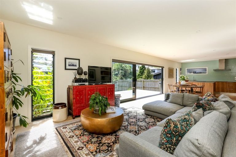 Photo of property in 8 Torbay Street, Brooklands, New Plymouth, 4310